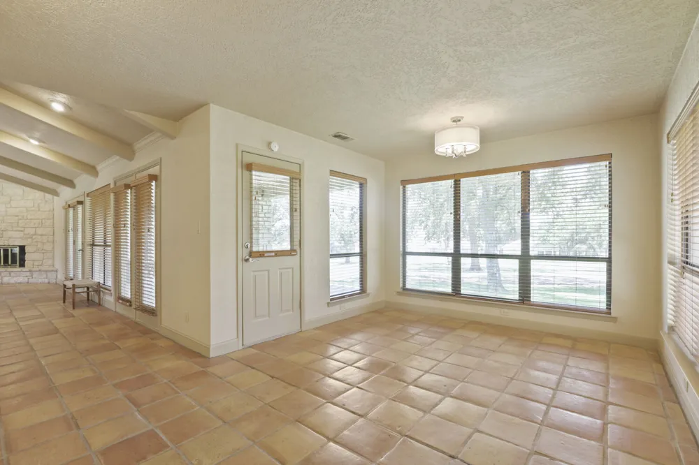 413 Silver Spur Horseshoe Bay, TX 78657