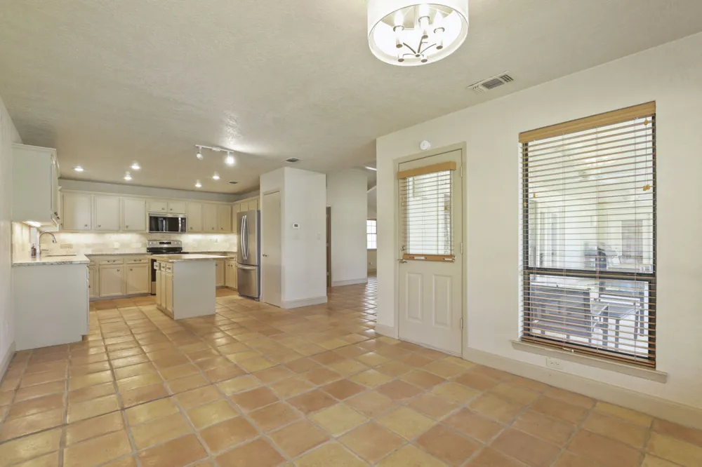 413 Silver Spur Horseshoe Bay, TX 78657