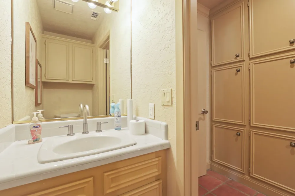 413 Silver Spur Horseshoe Bay, TX 78657