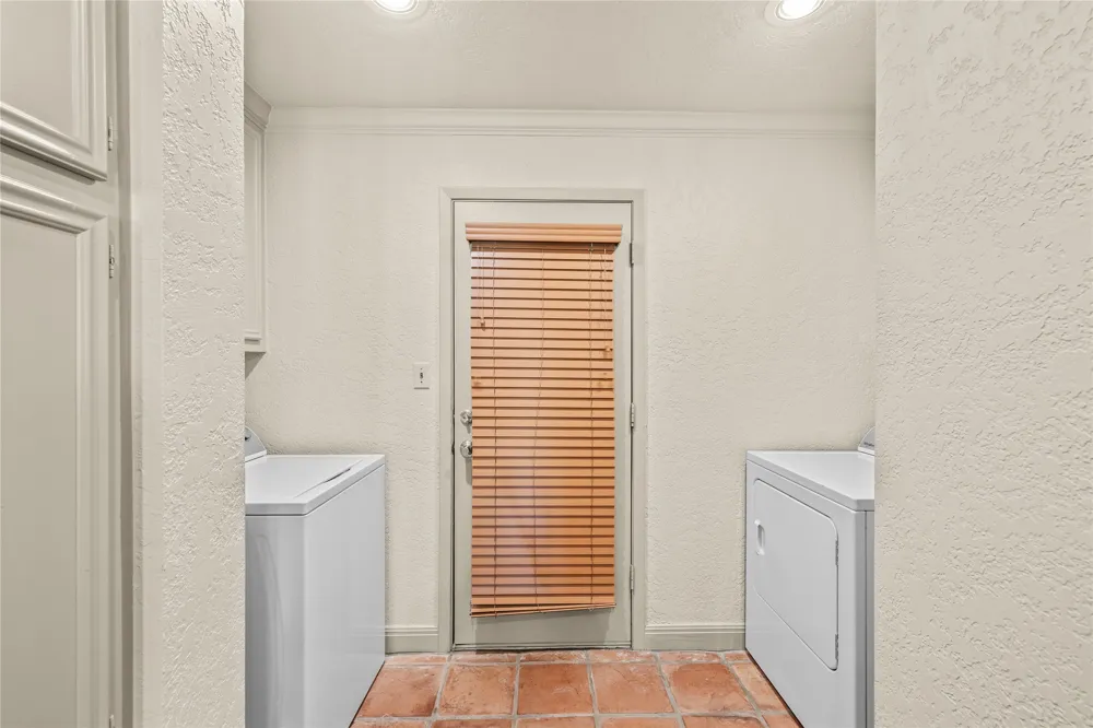 413 Silver Spur Horseshoe Bay, TX 78657