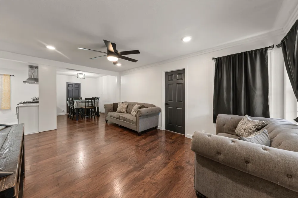 121 Austin Street McGregor, TX 76657
