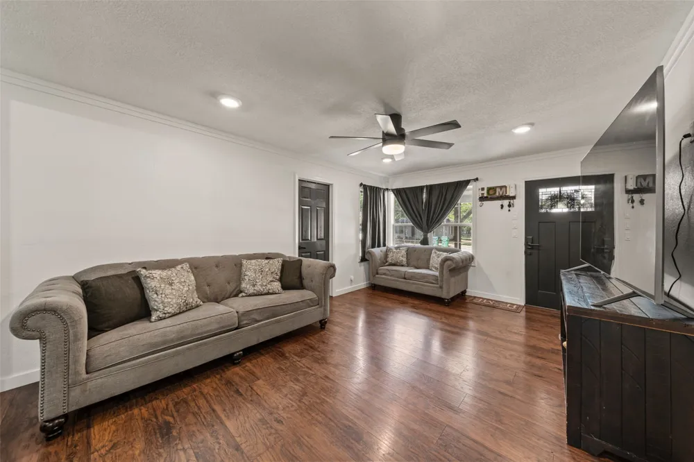 121 Austin Street McGregor, TX 76657