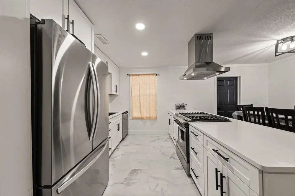 121 Austin Street McGregor, TX 76657
