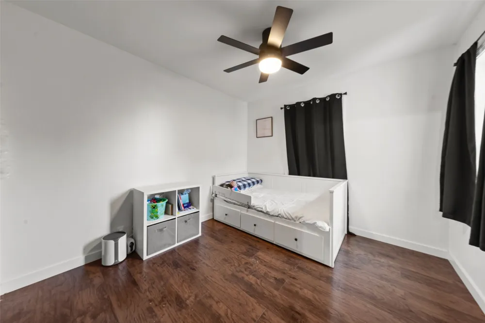 121 Austin Street McGregor, TX 76657