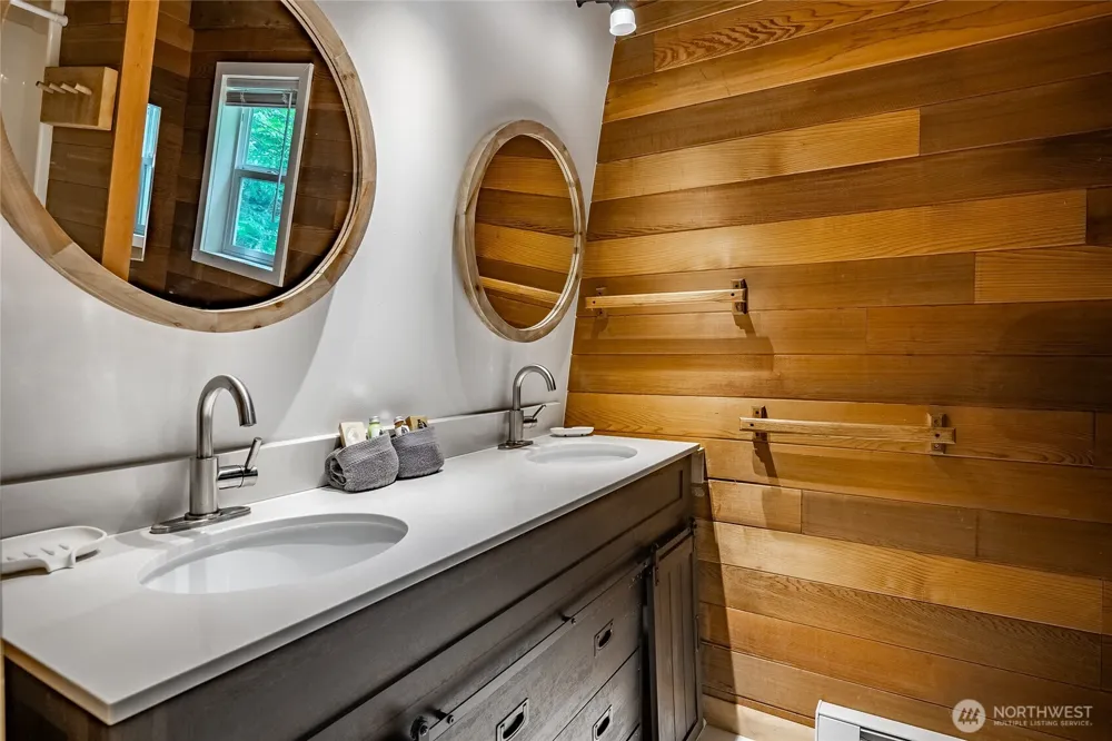 14001 Welcome Road Glacier, WA 98244