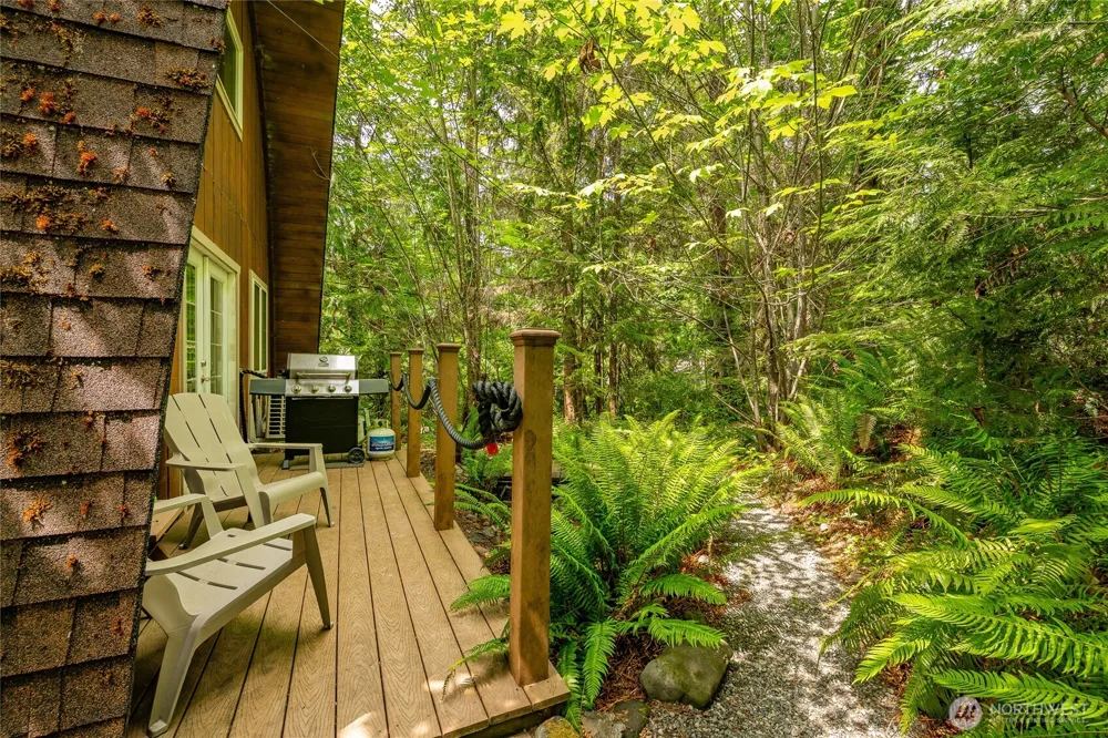 14001 Welcome Road Glacier, WA 98244