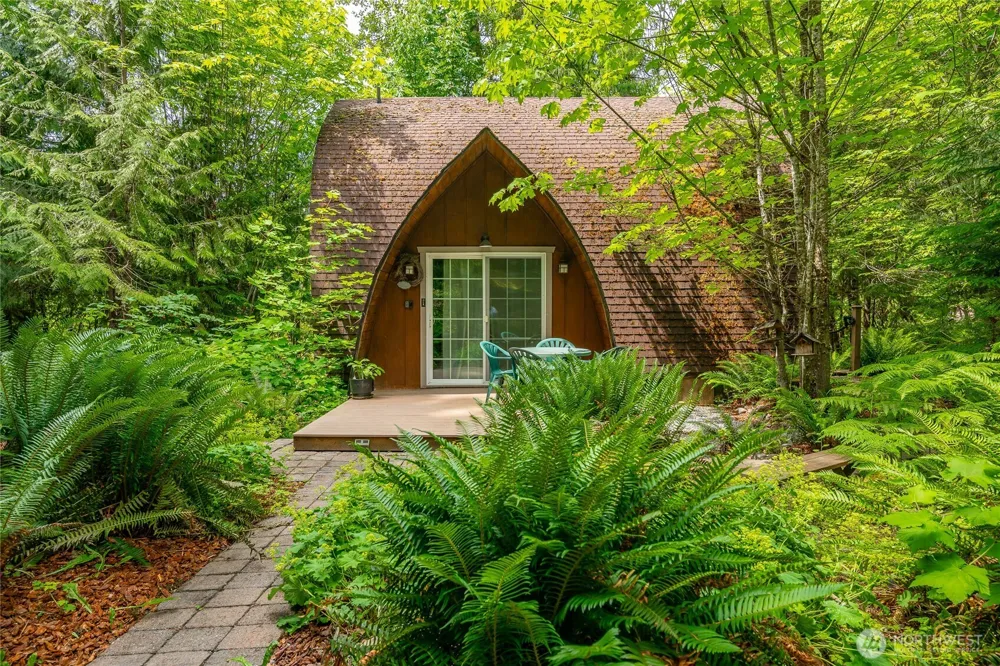 14001 Welcome Road Glacier, WA 98244