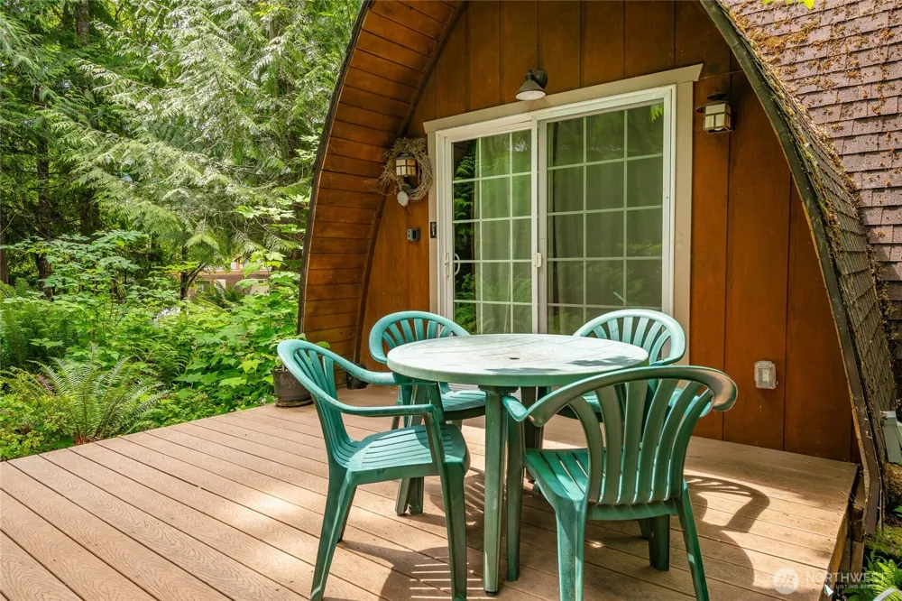 14001 Welcome Road Glacier, WA 98244