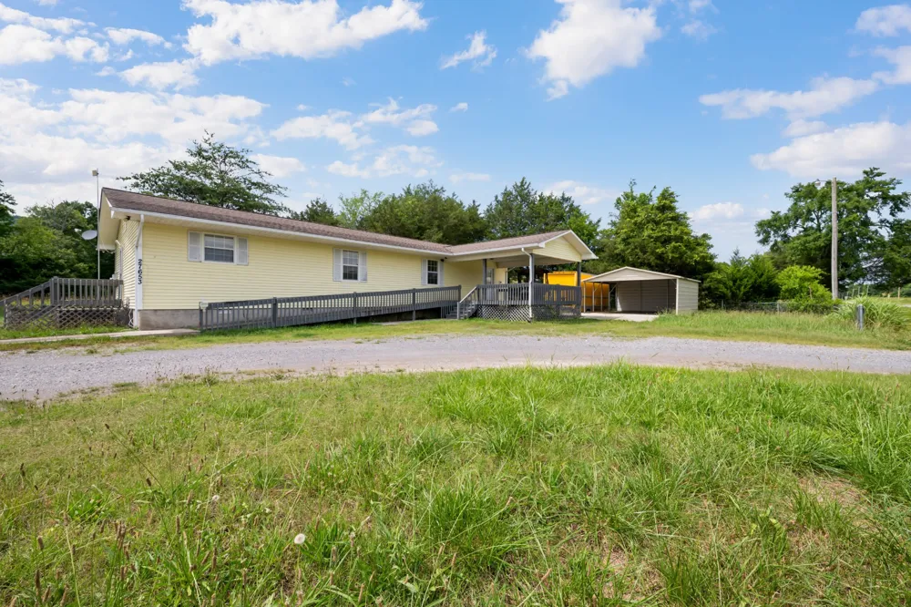 27653 US 127 Pikeville, TN 37367