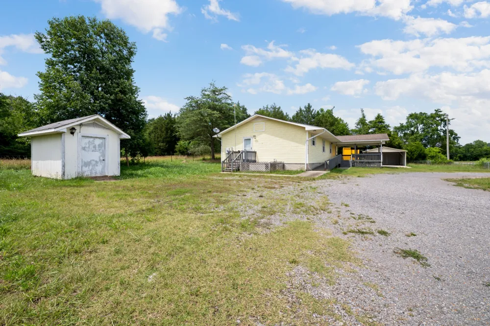 27653 US 127 Pikeville, TN 37367