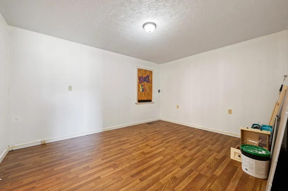 27653 US 127 Pikeville, TN 37367