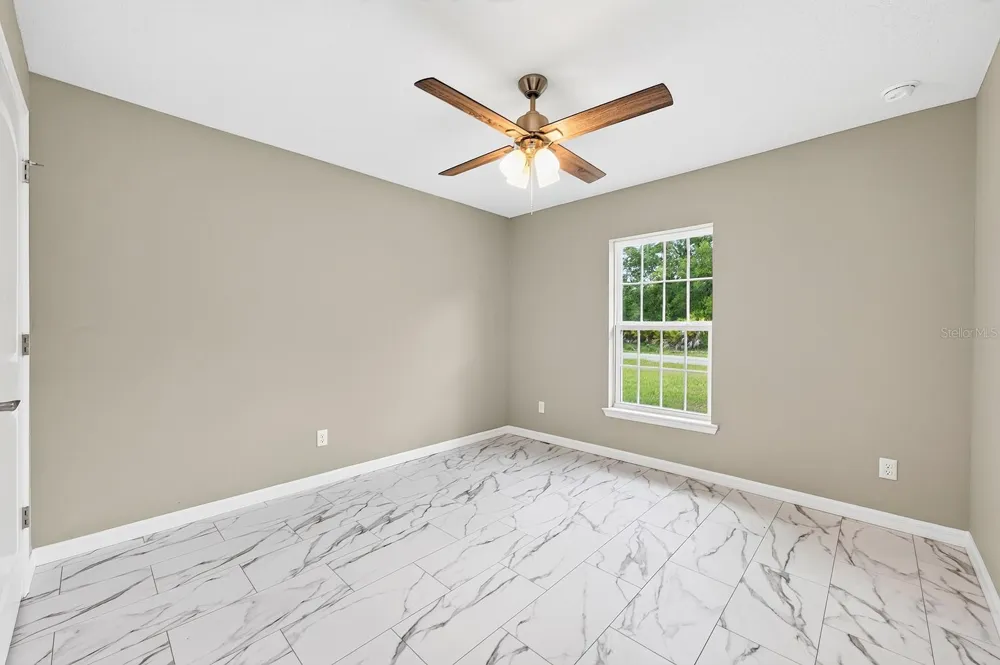 36 FISHER LANE COURSE Ocklawaha, FL 32179