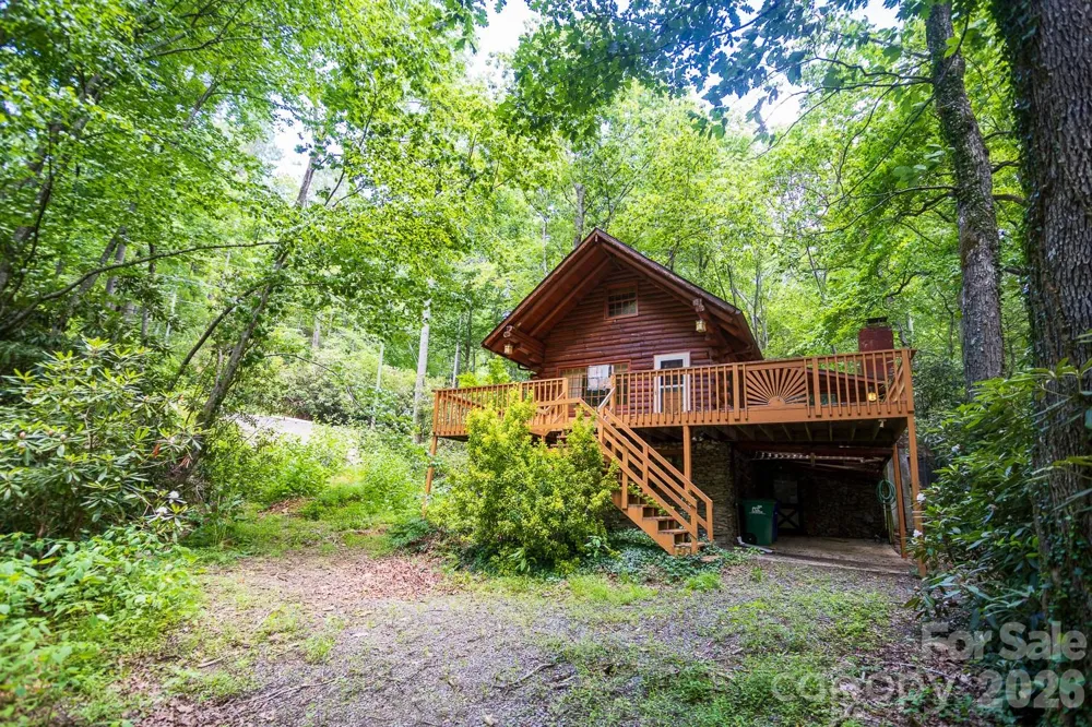305 Melanie Lane Black Mountain, NC 28711