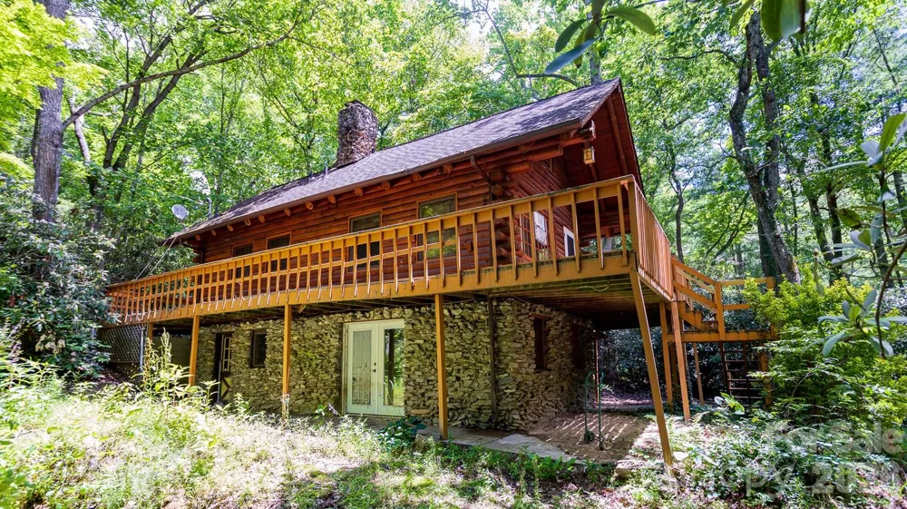 305 Melanie Lane Black Mountain, NC 28711