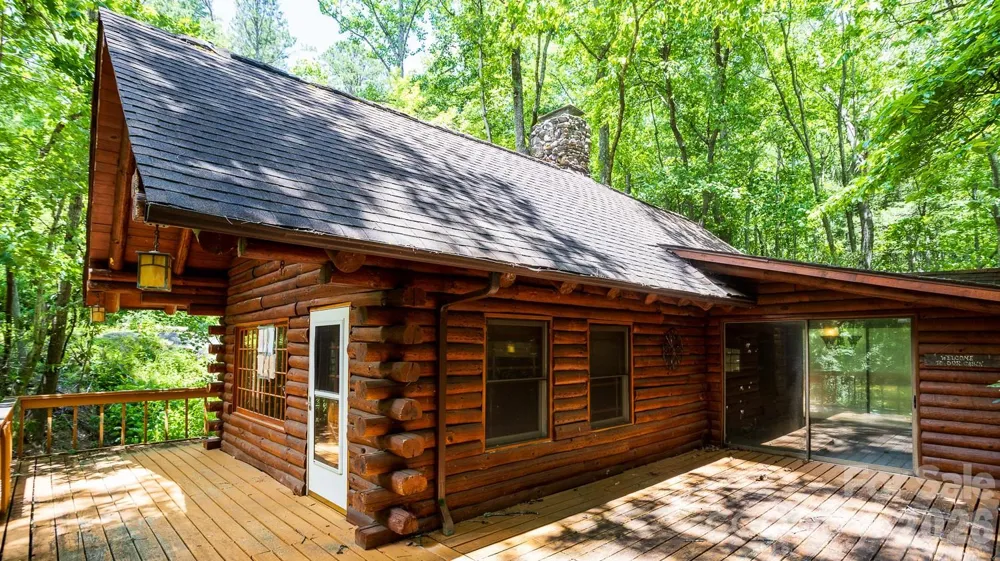 305 Melanie Lane Black Mountain, NC 28711