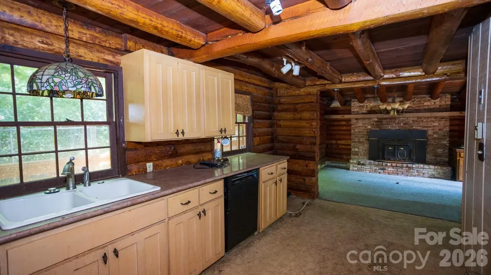 305 Melanie Lane Black Mountain, NC 28711
