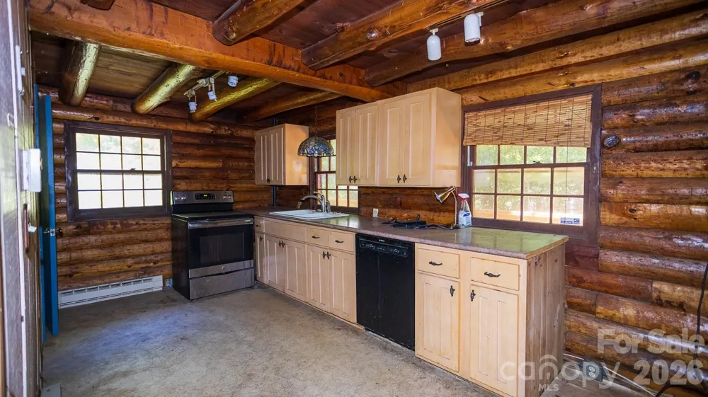 305 Melanie Lane Black Mountain, NC 28711