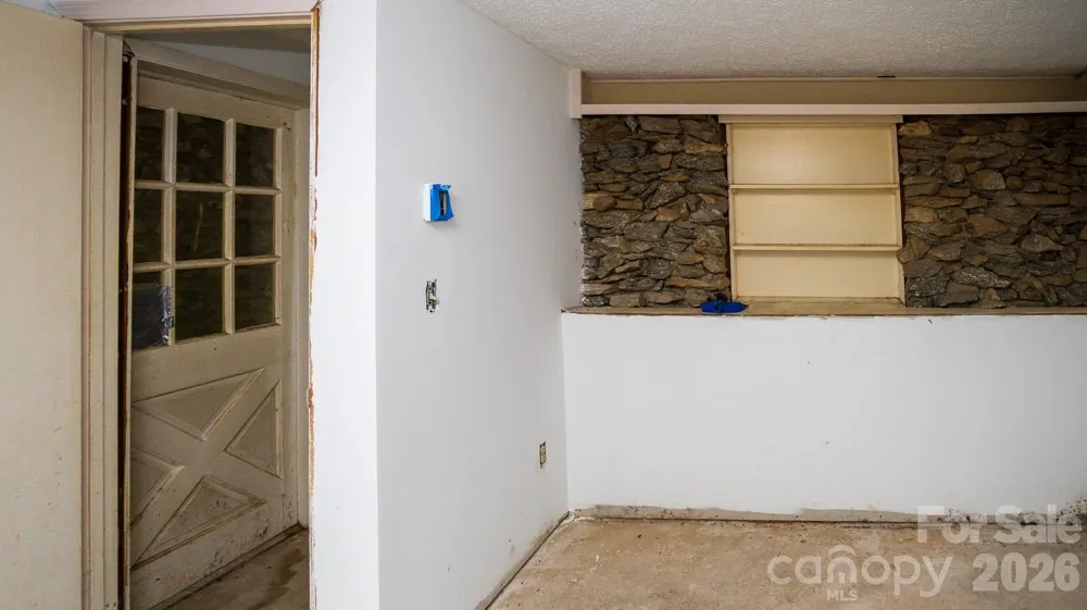 305 Melanie Lane Black Mountain, NC 28711