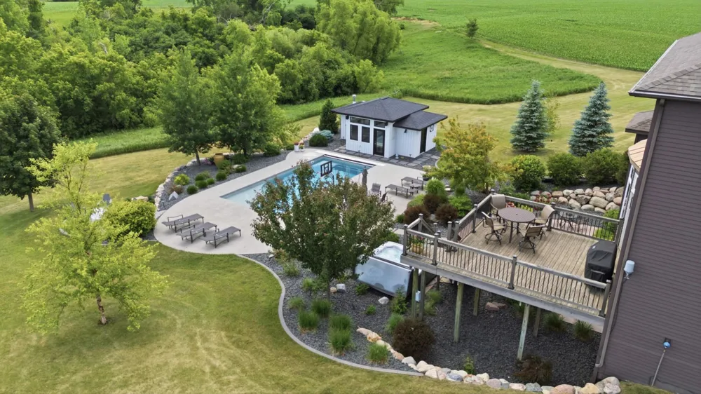 15792 Highway 46 Kindred, ND 58051
