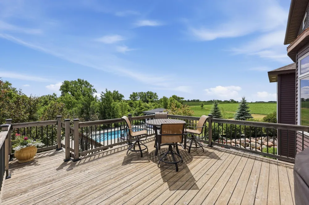 15792 Highway 46 Kindred, ND 58051