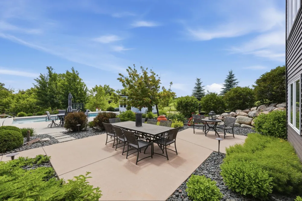 15792 Highway 46 Kindred, ND 58051