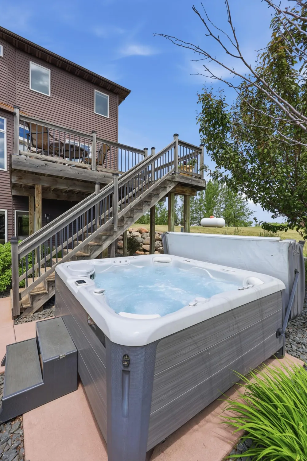 15792 Highway 46 Kindred, ND 58051