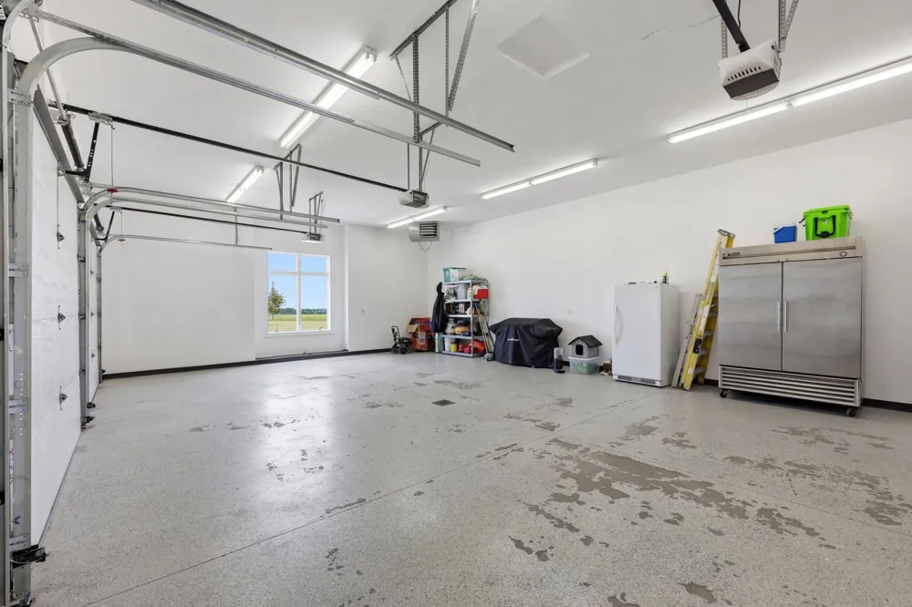 15792 Highway 46 Kindred, ND 58051