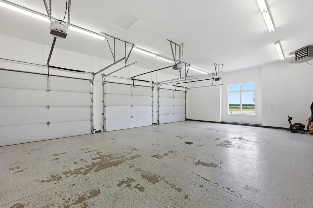 15792 Highway 46 Kindred, ND 58051