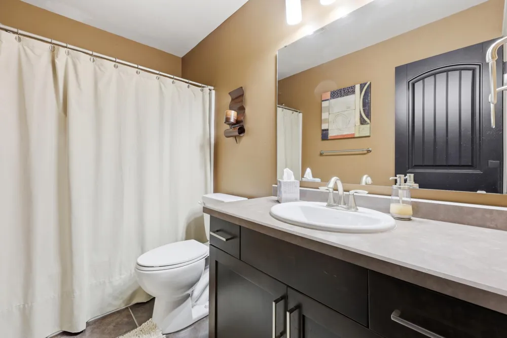 15792 Highway 46 Kindred, ND 58051