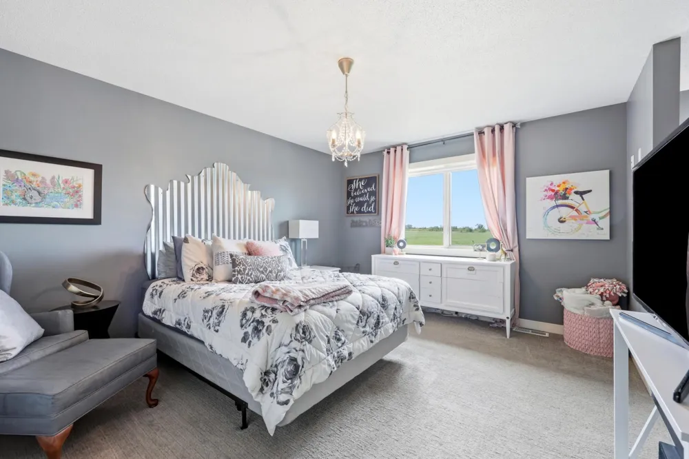 15792 Highway 46 Kindred, ND 58051