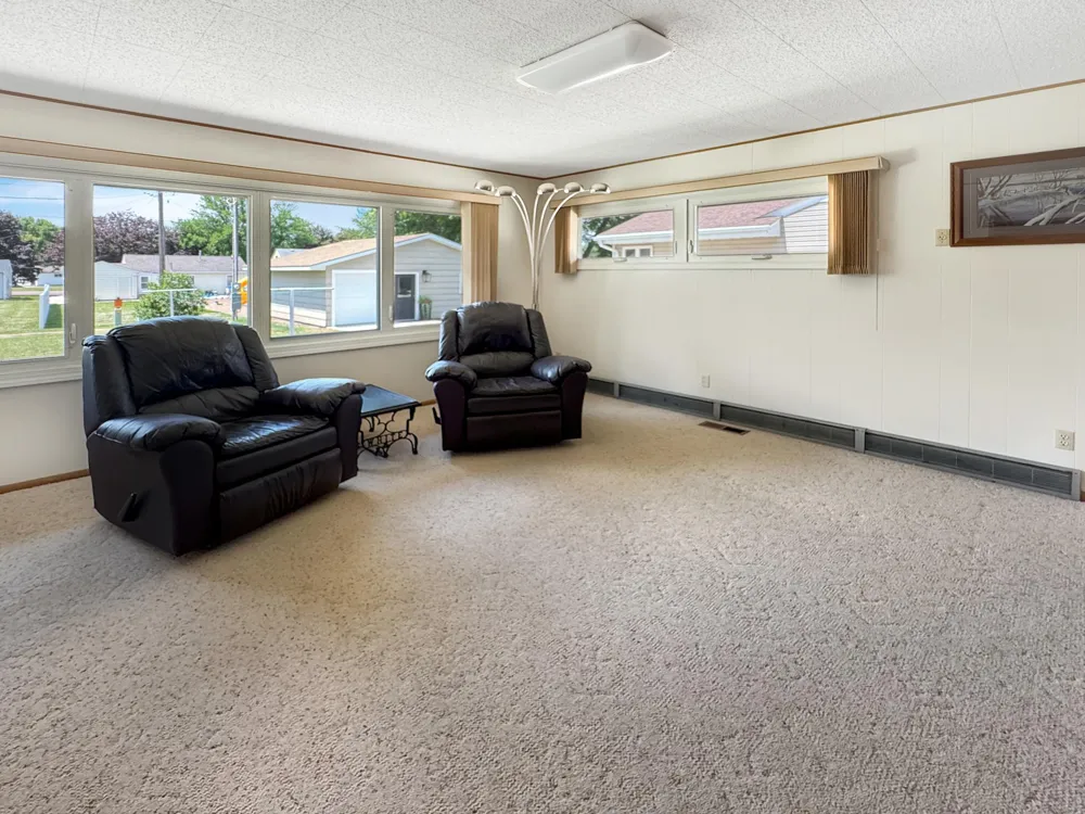 3064 Oak Avenue Slayton, MN 56172