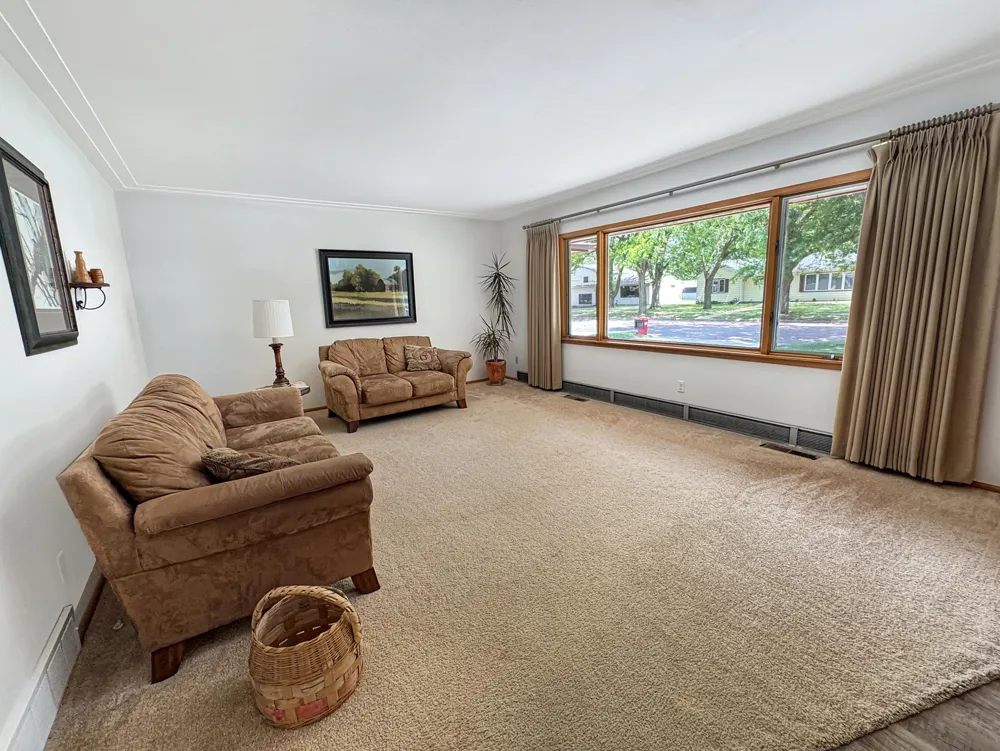 3064 Oak Avenue Slayton, MN 56172