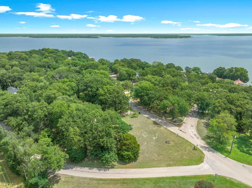741 Inner Circle Tool, TX 75143