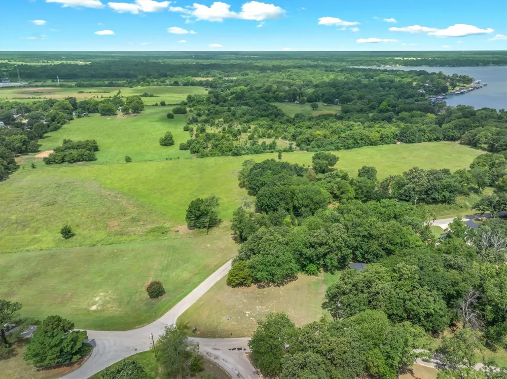 741 Inner Circle Tool, TX 75143