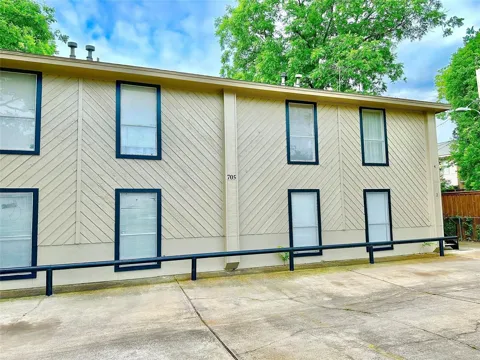 705 Gregg Street #2