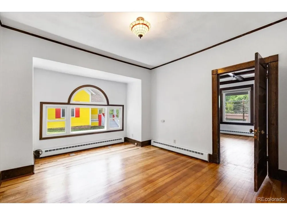 125 Ruxton Avenue Manitou Springs, CO 80829