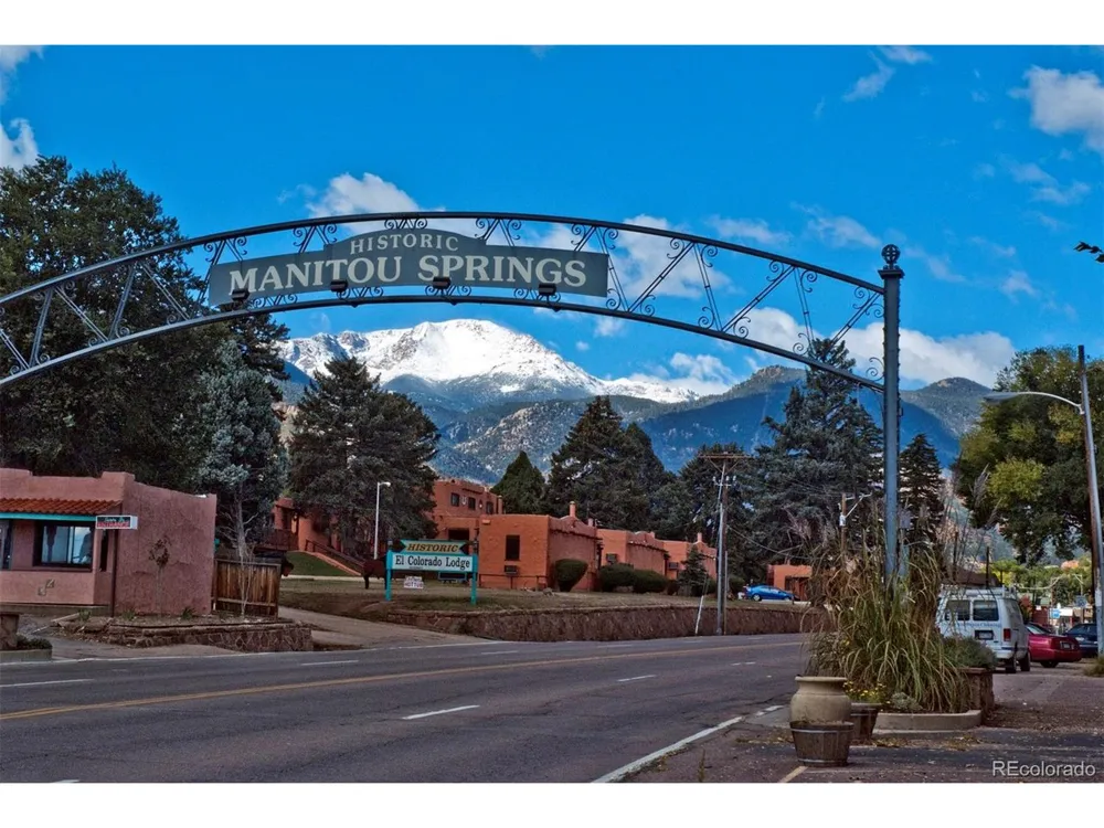 125 Ruxton Avenue Manitou Springs, CO 80829