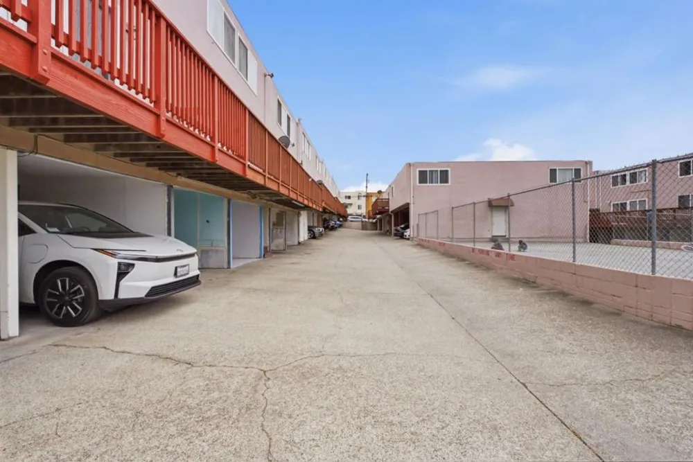 576 Sylvan Street #15 Daly City, CA 94014