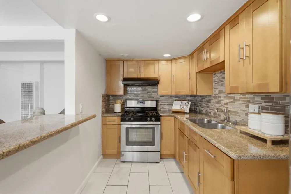 576 Sylvan Street #15 Daly City, CA 94014