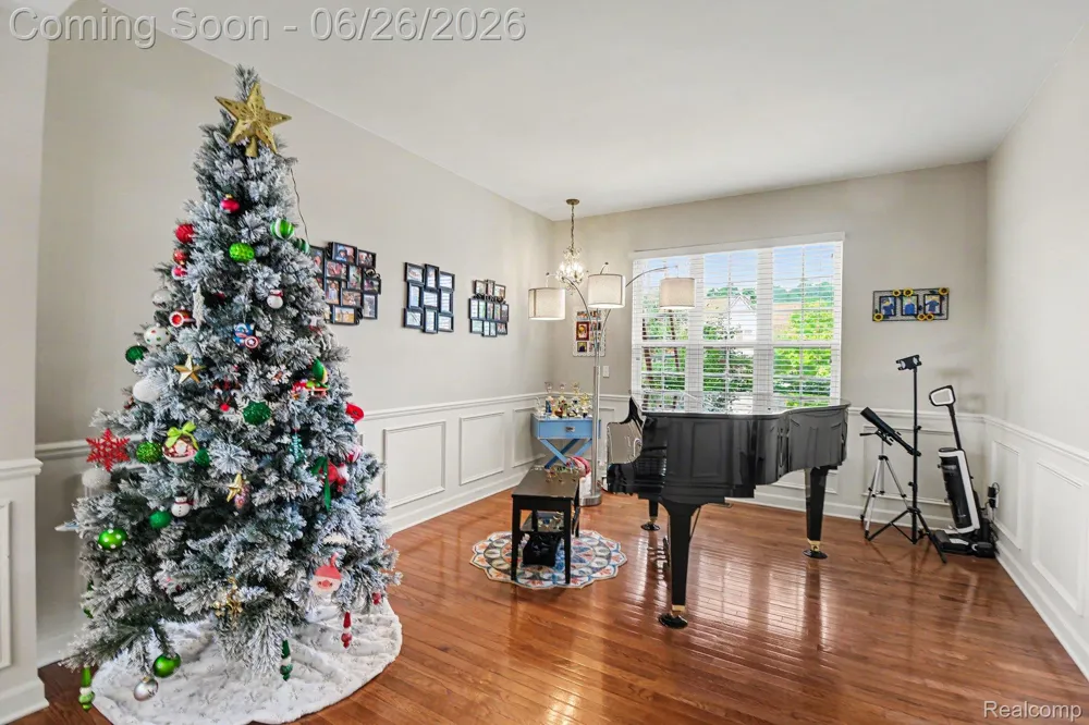 49847 Parkside Drive Northville Township, MI 48168