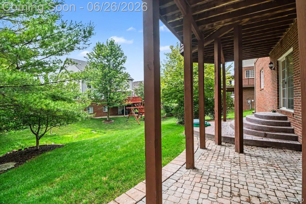 49847 Parkside Drive Northville Township, MI 48168