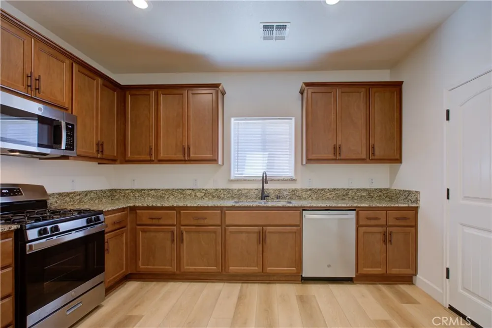 5046 Palisade Ave. Merced, CA 95348