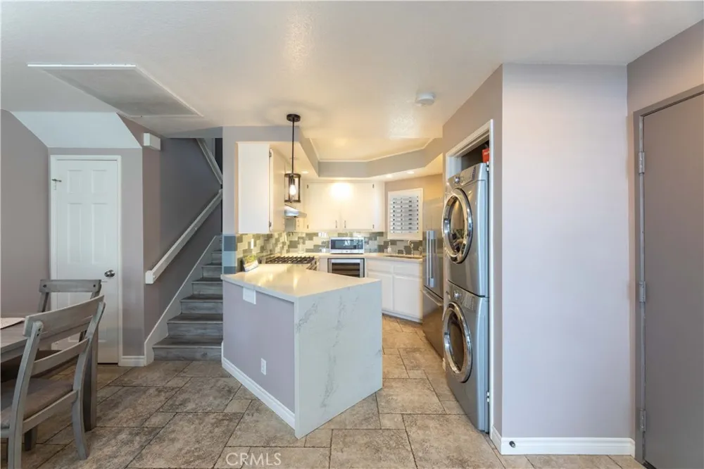 17151 Corbina Huntington Beach, CA 92649