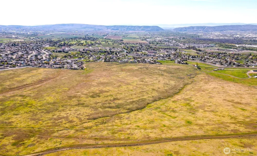 351 Kristi Lane Yakima, WA 98901