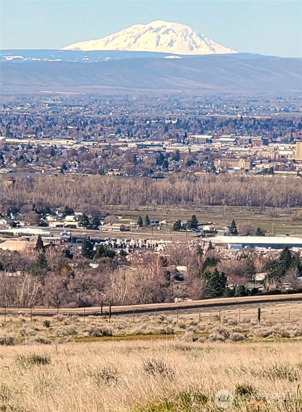 351 Kristi Lane Yakima, WA 98901