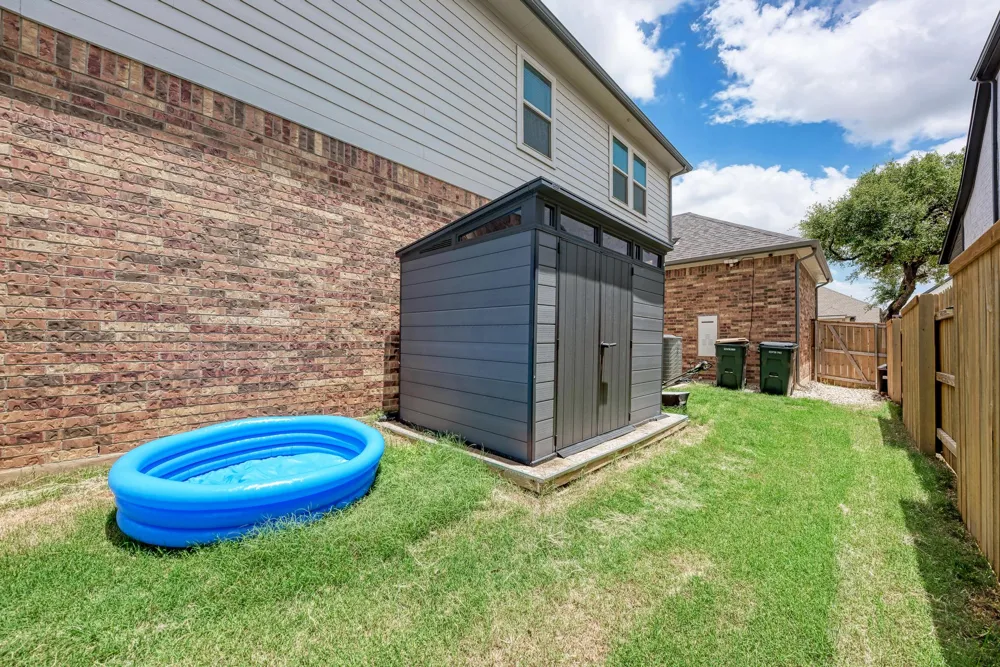 1105 White Daisy Lane Georgetown, TX 78628