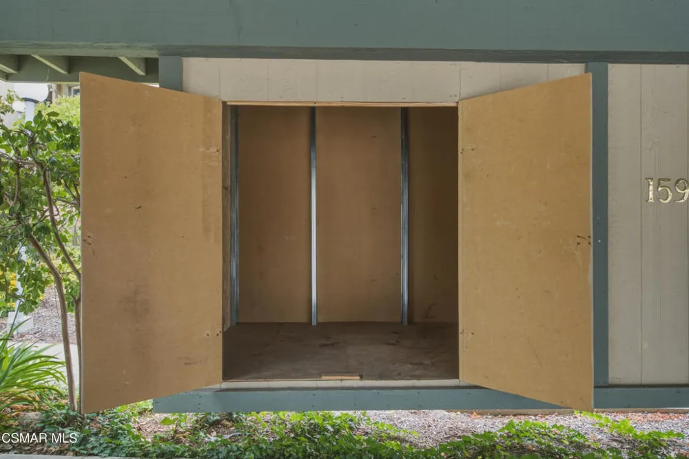 286 Oakleaf Drive #37 Thousand Oaks, CA 91360
