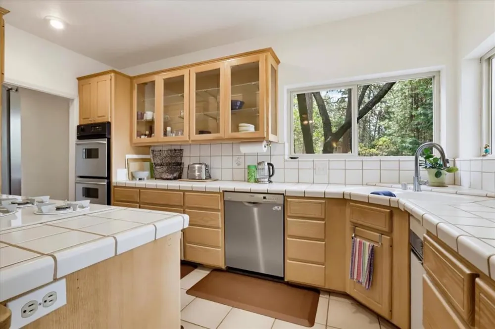 11021 Norager Way Grass Valley, CA 95949