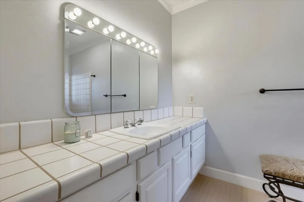 11021 Norager Way Grass Valley, CA 95949