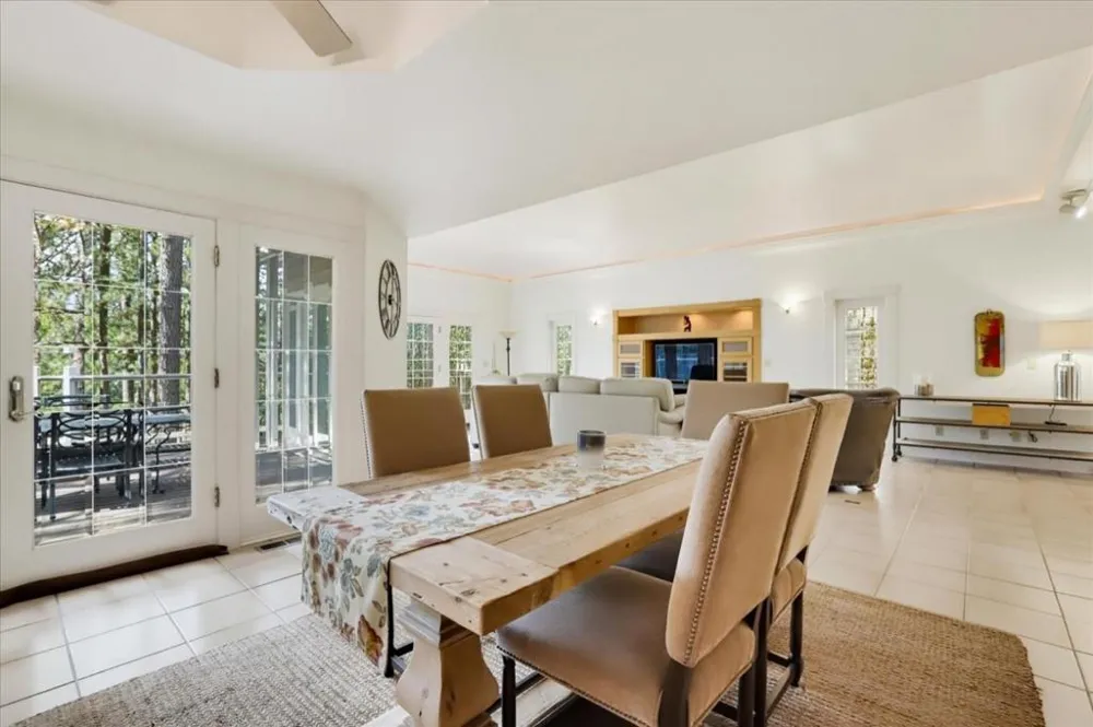 11021 Norager Way Grass Valley, CA 95949